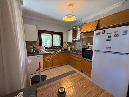 Çeşme Altınyunusta Köşe Villa 480 M² Arsa, 260 M² Kapalı Alan