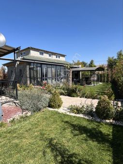 Satılık Bungola Ve Villa