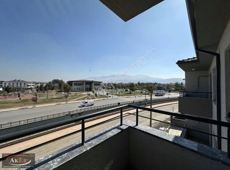 Aker Emlaktan Kültür Karşısı Kiralık 1+1 Daireler