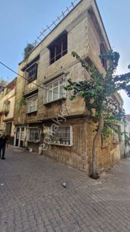 Emir Emlak Ofisinden İstiklal Mahallesinde Satılık Müstakil Ev