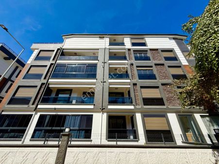 ▶ ▶akçay Körfez'den Sıfır Ara Kat Doğalgazlı 1+1 Satılık Lüks Daire