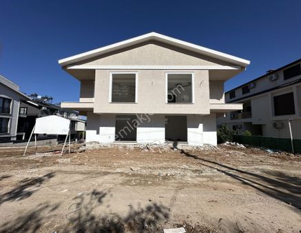 Goldhouse Dan Satılık Esenköy De 2+1 Giriş Kat Fırsat Daire