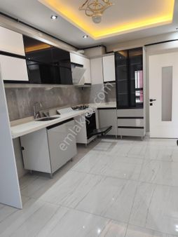 Çamlıca Mahallesi Tombakzade Yakını Satılık