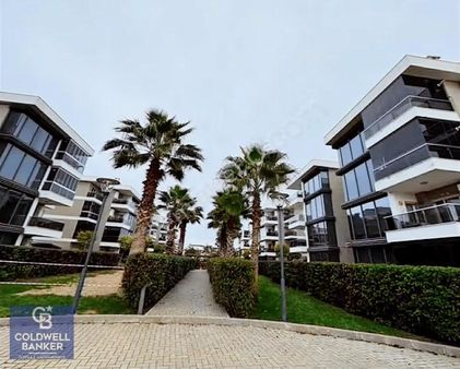 Menderes Coldwell Banker Poyraz'dan Havuzlu Sitede 165 M2 3+1