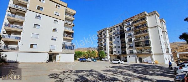 Ulukent İstiklal Mah.de Site İçinde Arakat 3+1 Kiralik Daire