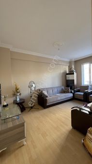 Uğurman Emlak'tan Bademlik'te Müstakil Binada Kiralık 2+1 Daire