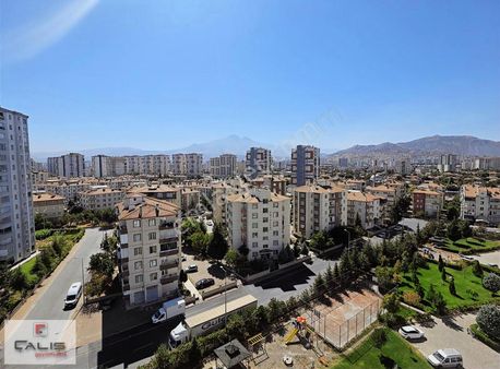 Kiralik Site İçerisinde Kombili Daire