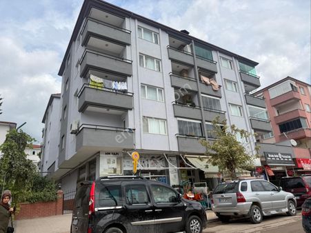 Körfez M.sinan Mah.satılık Asansörlü Ara Kat Daire 3+1 Odalı