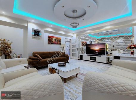 Konyaaltı Toros Da Üniv. Yakını İki Ayrı Girişli 6+1+2 Dubleks