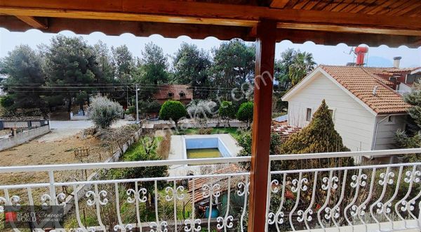 Satılık - Düzlerçamında 760m2 Arsalı Tam Müstakil 5+1 Villa