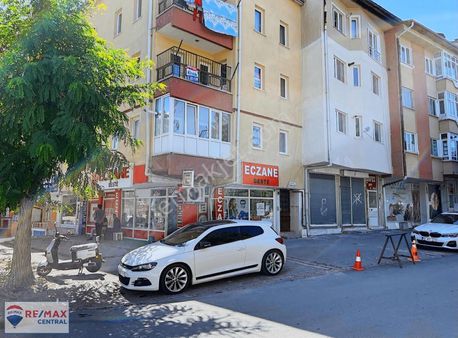 Re/max Central'dan 3+1 Merkeze Yürüme Mesafesinde Kiralık Daire