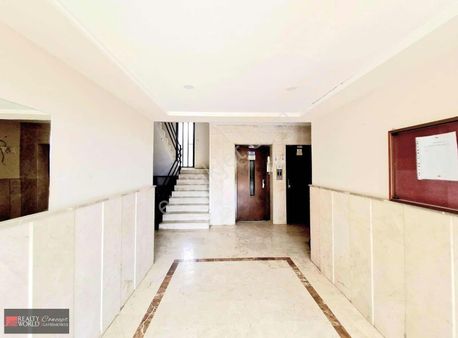 Altıntaşta 3+1 Satılık Havuzlu Daire