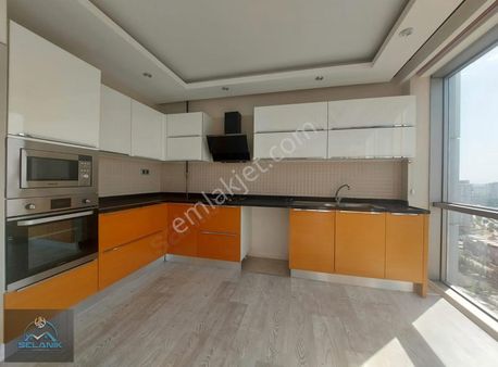 Selanik'ten Mavi Bulvar Manzaralı Full Cepheli 3+1+çb+go D.gazlı