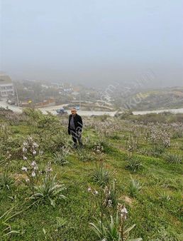 Balıkesir Gökçörende 1200 M² %40 İmarlı Ve 2 Yola Cephesi Var