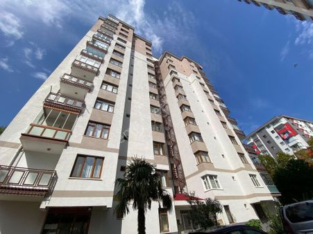 Trabzon Çukurçayır Ceylan Kent Sitesi'nde 3+1 Kiralık Daire