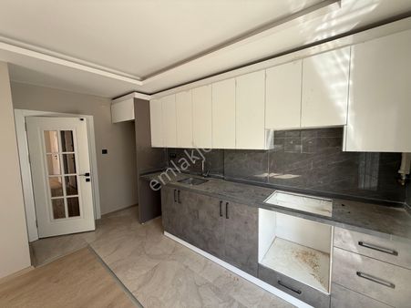 Toros Kenan Evren Bulvarı Civarı 2+1 Çift Banyo Kiralık Avangart Daire