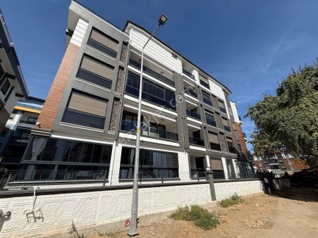 Parla'dan Altınkumda Modern Mimarili 2+1 Ultra Lüks Daire