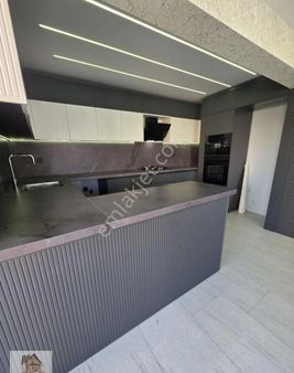 Balçova Korutürk Mah. 3+1 Çift Banyolu Termalli Köşe Lüx Daire