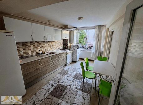 Devlet Hastanesine Yakın Satılık 2+0 80 M2 Eşyalı Daire