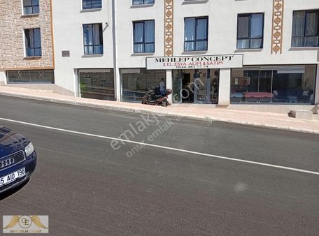 Hızırpaşada Satılık 200 M2 Üst 200 Metre Depolu Dükkan