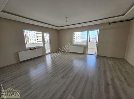 Ermax'dan Kaşüstünün Göbeğinde Kiralık 1+1 Daire