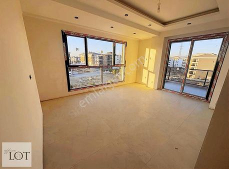 Yenişafak'ta Satılık Ferhatlar Koleji Altında 3+1 Daire