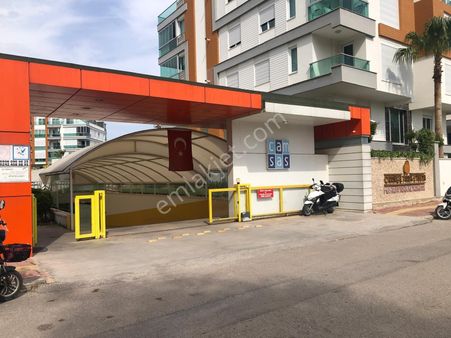 Uncalı Konaklar Bandında Orange Park Sitesinde 2+1 Satılık Çatı Dublex