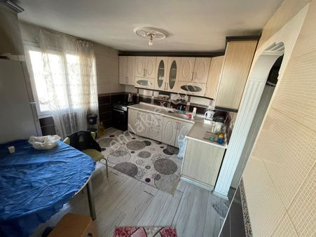 Erdal Yaklav Bulvarında Yol Tapulu 4 Katlı Komple Tadilatlı Satılık Bina