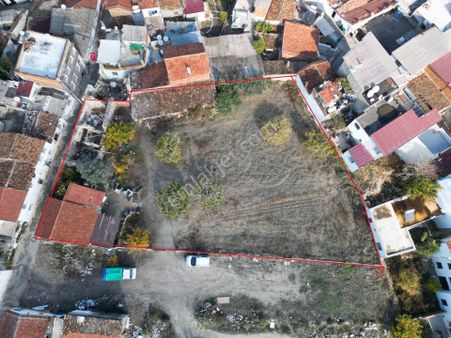 Kuşadası Camiatik'de Konut İmarlı Satılık Arsa