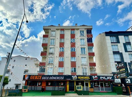 Özgürce Gyd'den Yenikent'te Deniz Manzaralı 2+1 Daire