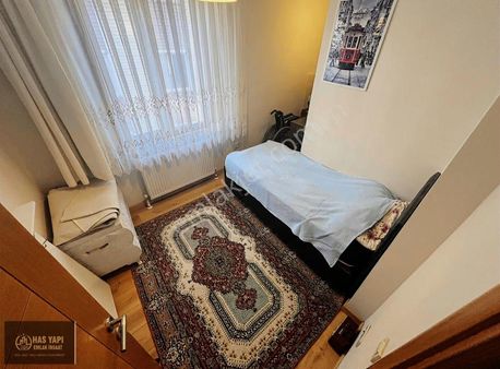 Sancaktepe Sarıgazi Mahallesinde 2+1 Ara Kat Daire