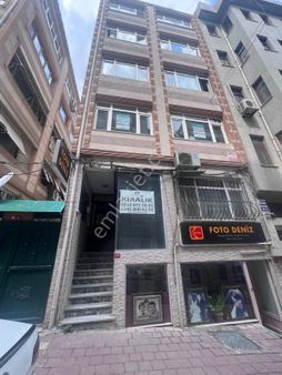 Barış'tan Fındıkzade Haseki Tramvay Durağında Krediye Uygun 2+1