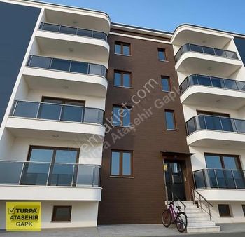 Aliağa Örnekkent'te 5+1 İçi Boş Daire