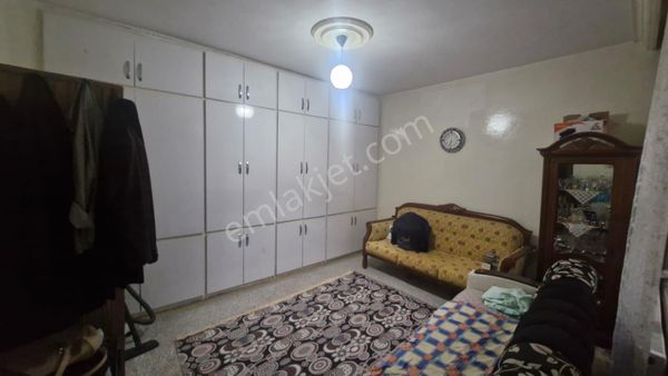 Emir Emlak Ofisinden Konak Mahallesinde Yıkım Kararız Ara Kat Daire