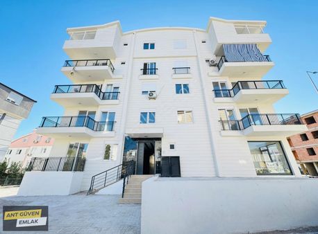 Park Cepheli Erenköy' De 2+1 Açık Mutfaklı Kiralık Yüksek Giriş