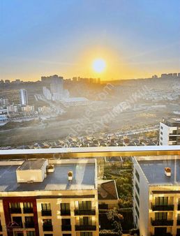 Bahçeşehir Konakları Fırsat Daire ! Ferah Tadilatlı 4+1