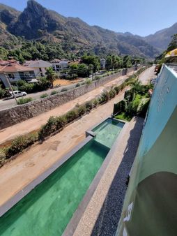 Müjgan Emlaktan Marmaris İçmelerde Satılık Lüks Sıfır Villa