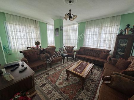 Yiğithan Dan Yenişehirde Dogalgazlı Satılık 3 Katlı Müstakil Ev