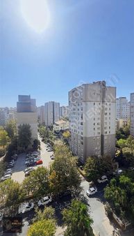 Beylikdüzü Havuzlu Güvenlikli Bahçeli Sitede 3+1 Kiralık Daire