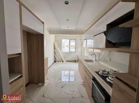 Fevzi Çakmak Mahallesin'de Ara Kat Ön Cephe 3+1 Full Daire