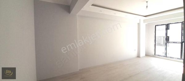 Beren Emlak'tan Çınarlı Mh. Acil Satılık Ara Kat Sıfır 2+1 Daire