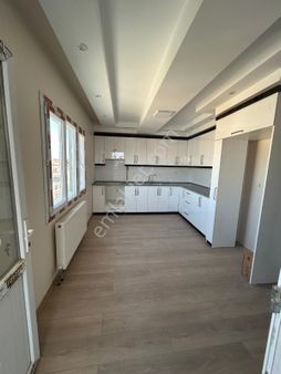Emr Gayrimenkul Farkıyla Satılık Daire