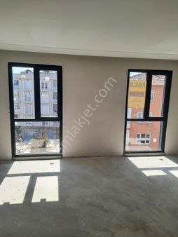 Pendik Uzmanı Cemal Kınay'dan Doğu Mah. Kiralık Sıfır 1+1 Daire