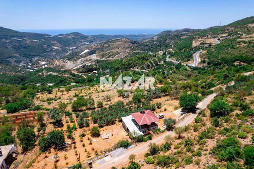 Alanya Burçaklar’da Satılık 3.579 M² Tarla Ve 1+1 Ev