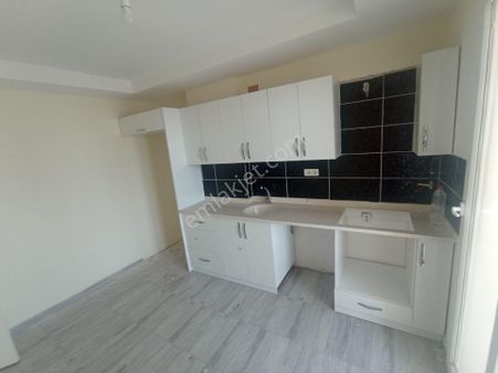 Stadyum Arkası 3+1 Sitede Doğalgazlı K.mutfak Hiç Kullanılmadı Lüks Daire