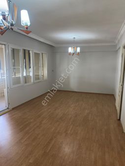 Balçova Merkezi Konumda Olan 3+1 Daire