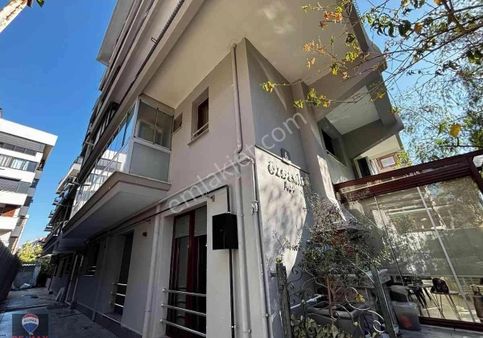 Bostanlı Akbank Sokağında 4+1 Satılık Bahçelı Dubleks Daıre