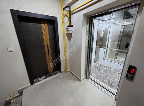 Bafra-emirefendi Mahallesinde 2+1 Satılık Daire !!!