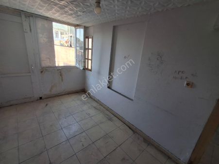 Adana Sümer Mah Satılık 1+1 2.kat Karafatma Caddesinde