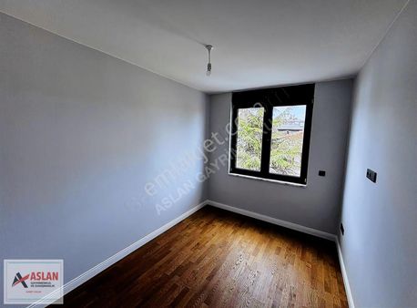 Üsküdar Çengelköy Güzeltepede Boğaz Manzaralı Site İçi 6+2 300m2